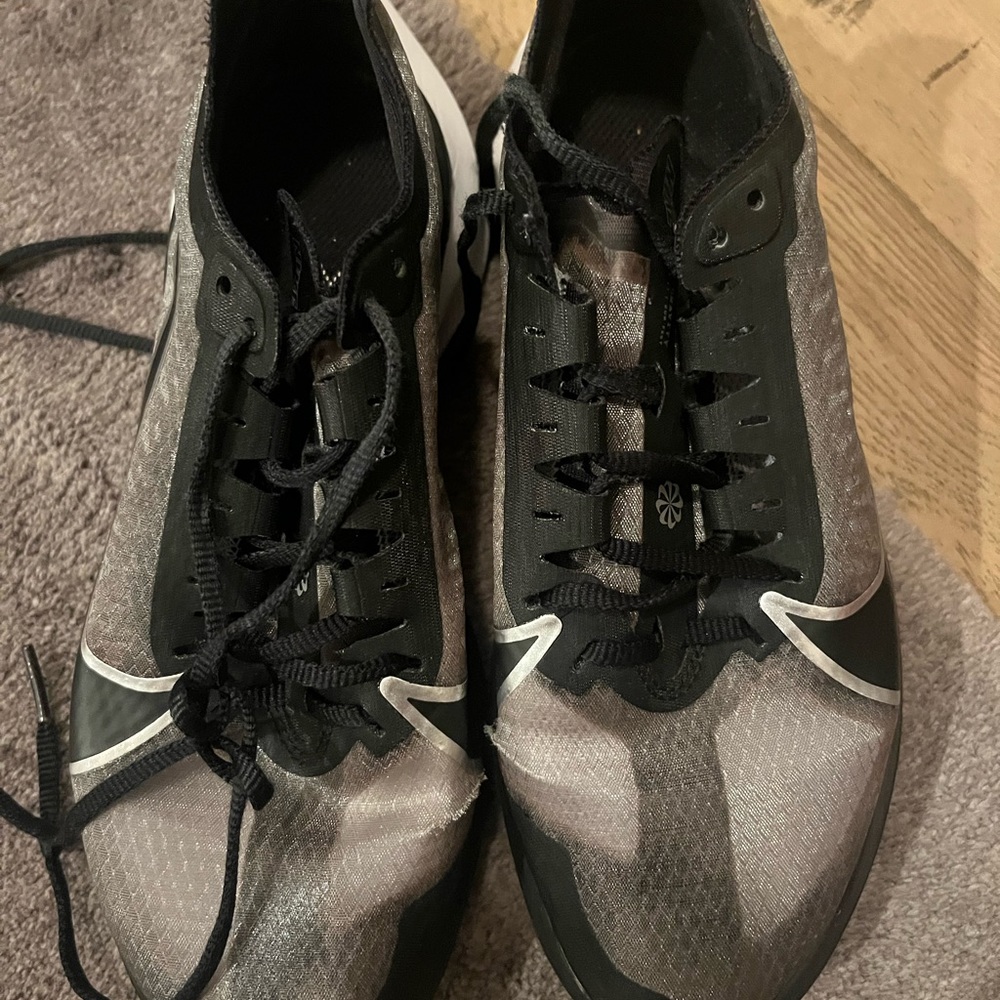 Nike zoom gravity